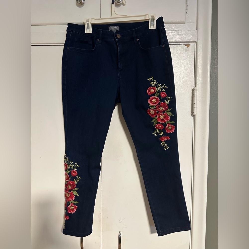 Martha Stewart Embroidered Floral Jeans | Dark Wash Straight Leg | Size 14P